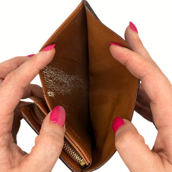 Louis Vuitton Monogram Porte Monnaie Tresor Wallet - Picture 16 of 17